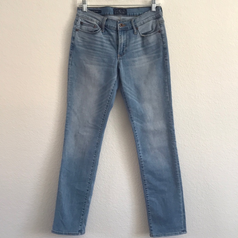 LUCKY BRAND SWEET STRAIGHT JEANS Size 27/4 MAKE AN OFFER!